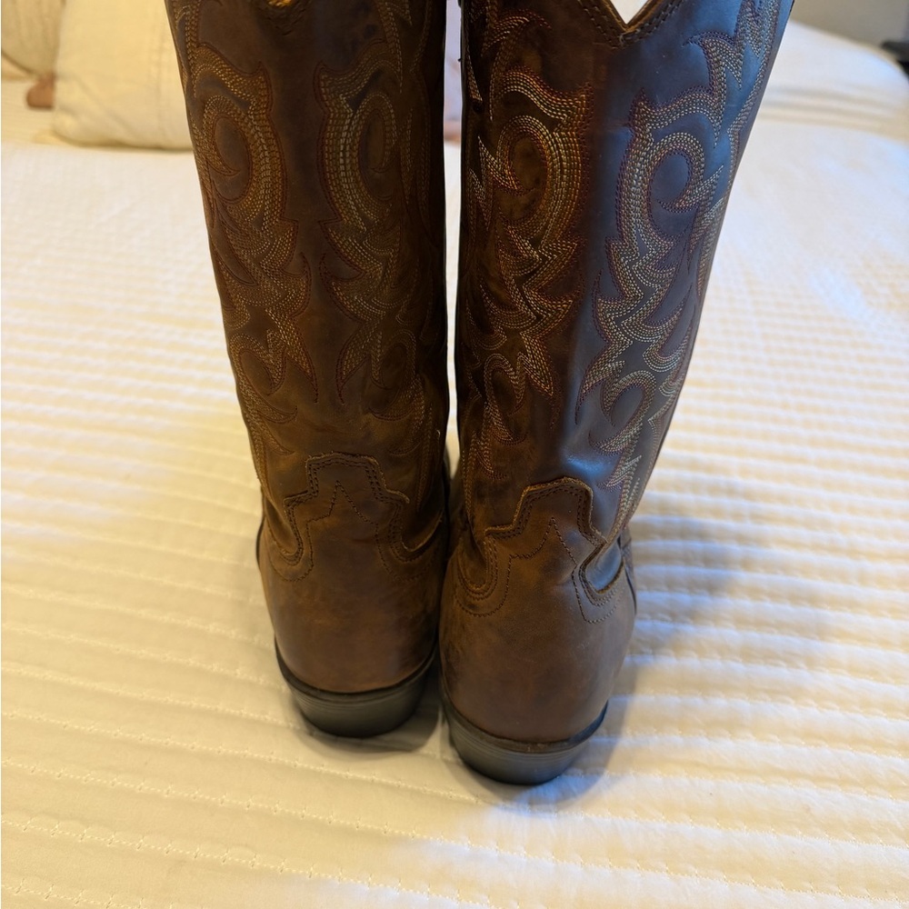 Justin Boots Brown and Black Leather Soles - Picture 6 of 8